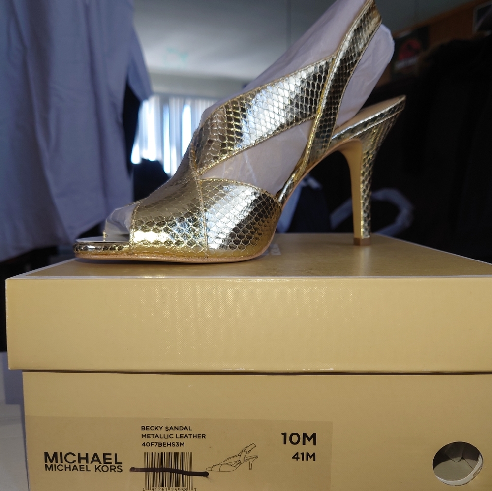 MK Becky Sandal Metallic Leather